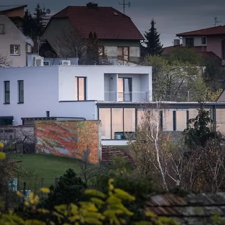 Vinarska Gasthuis Polesovice